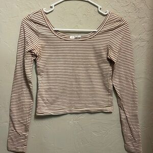 Long Sleeve Beige and White Striped Abound Crop Top - size small🤎